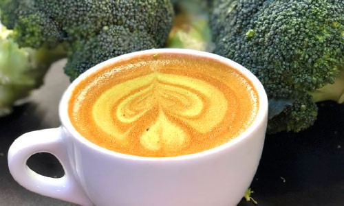 Australier mixt Broccoli-Pulver in den Kaffee