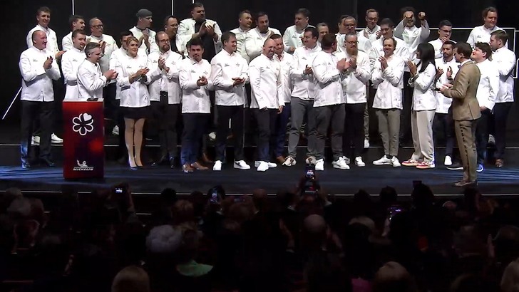 Guide Michelin 2023: Selektion der neuen Ein-Sterne-Restaurants (Foto: © Screenshot YouTube/ Live-Stream Guide Michelin Ceremony Deutschland 2023)