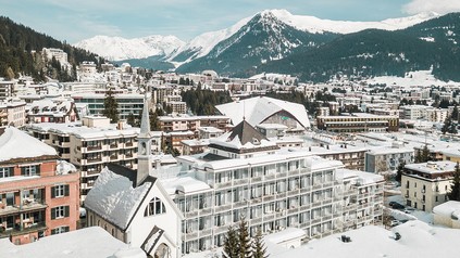 Außenansicht des Hard Rock Hotels Davos