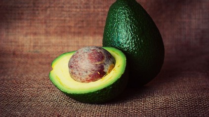 Avocado aufgeschnitten